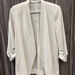 Babaton relaxed blazer size 4